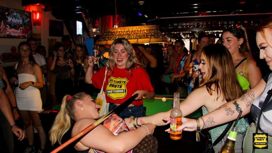 Amsterdam: Red Light District Pub Crawl with Unlimited Shots - What this Amsterdam night is really like