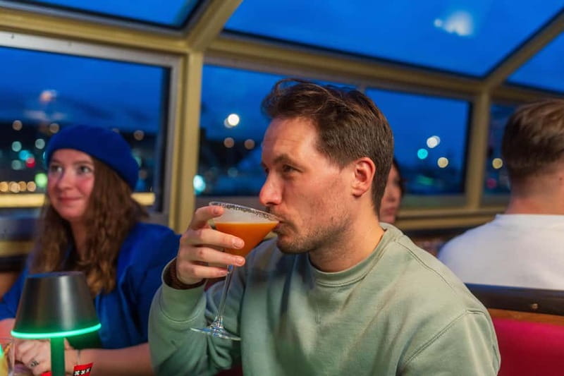 Amsterdam: Unlimited Cocktails Cruise on the Canals - Should you book the Amsterdam Cocktail Cruise?