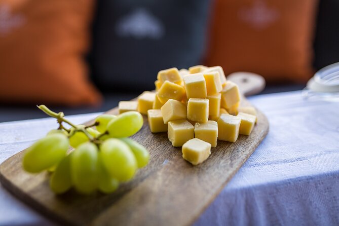 Amsterdam Walking Tour and Cruise with Drinks and Cheese Tasting - What the $71.97 price really buys you
