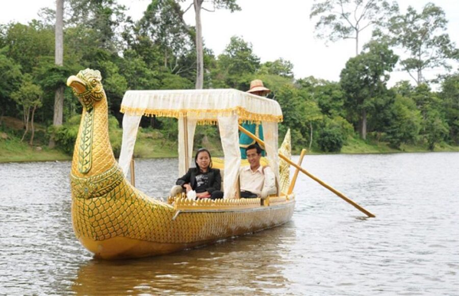 Angkor Bike tour & Gondola Sunset Boat w/ Drinks & Snack - A one-hour ride through quieter lanes