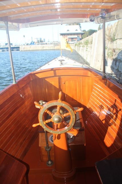 Antwerp: Private Old Harbour Boat Tour Incl. Drinks & Snacks - Key points to know before booking