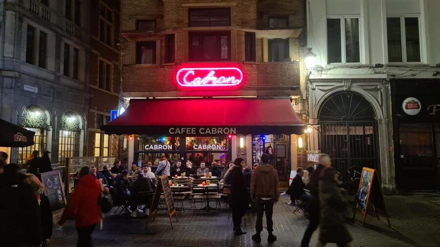 Antwerp: Pub Crawl in the Historical City - A Beer Walk Through Antwerp’s Old Town
