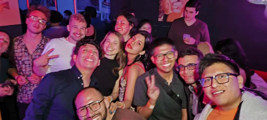 Arequipa: Pub Crawl with Skip-The-Line Access and Drinks - What VIP entry really adds