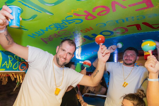 Aruba Happy Hour Party Bus Pub Crawl - Who should book the Kukoo Kunuku bus?