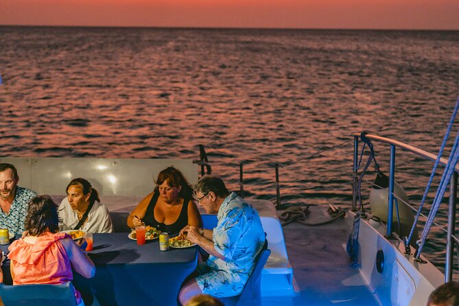 Aruba Sunset Sail Dinner Cruise with Open Bar by Catamaran - The open bar and the evening mood