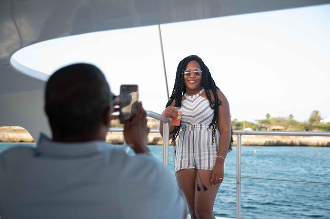 Aruba Sunset Sail with Appetizers and Open Bar - What the $92 price really buys you