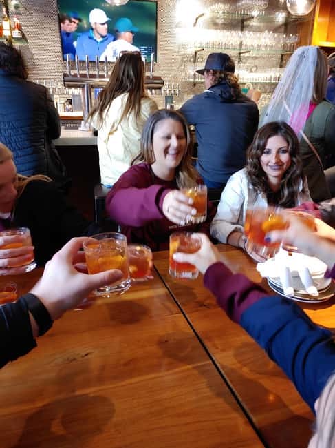 Asheville: Roaring '20s Walking Tour with Drinks - What to bring and how to prepare