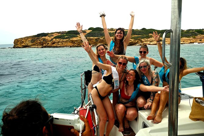 Athens Riviera Catamaran tour with fresh Meal Drinks and Swimming - Cruising to Prasoniso Island and lunch on board