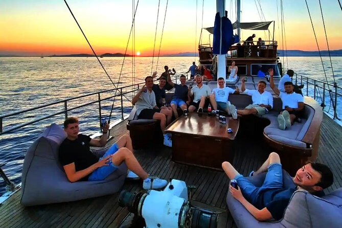 Athens Riviera Sunset Cruise with Snacks and Drinks Included - Snacks, drinks, and the question of dinner