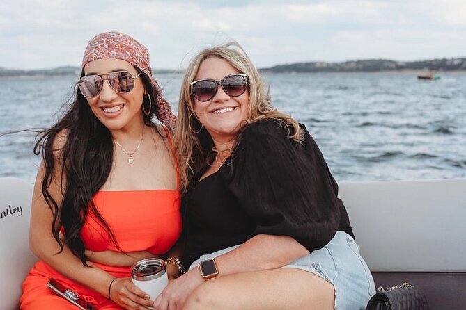 Austin Lake Travis Barge Crawl Bar Hopping Tour by Boat - Shack 512 and the first two-hour stop