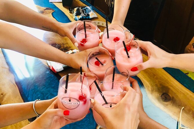 Austin Murals & Mimosas Roofless Party Bus Tour - Freddo ATX: the one-hour break