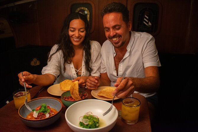 Bacalar - Gourmet Tour in Private Catamaran with Cocktails Included - A private morning on Bacalar Lagoon