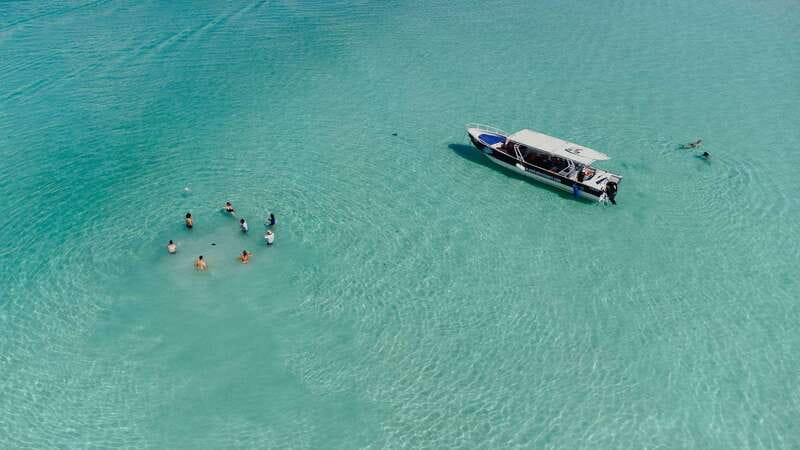 Bacalar Lagoon Sightseeing Boat Tour with Open Bar & Snack - Key points to know before booking