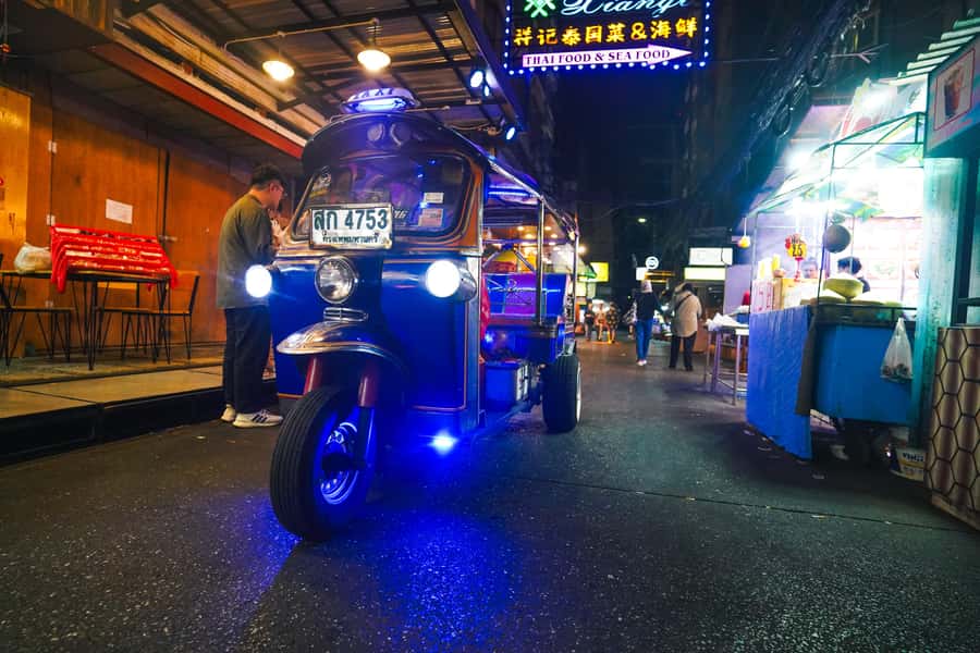 Bangkok Bar Hopping Tour in Siam - Should you book the Siam bar-hopping tour?