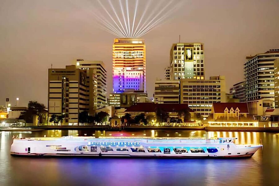 Bangkok: Carnival Dinner Cruise with Free-Flow Beer & Buffet - Two decks, several good photo positions