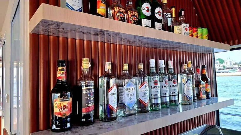 Bangkok : Chaophraya Booze Cruise – Drinks Onboard - Weather and Booking Caution