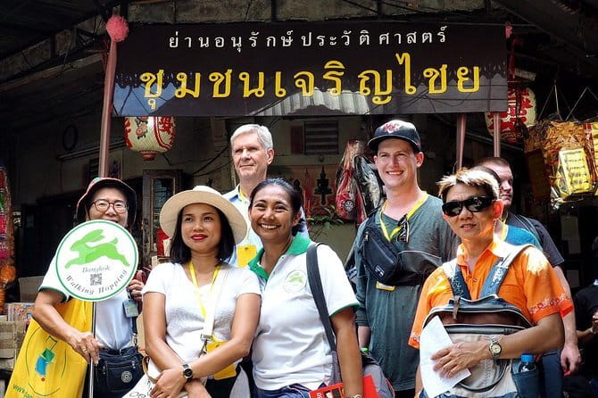 Bangkok Tuk Tuk Night Tour with food & drinks in Siam & Silom - The tuk tuk question deserves a clear answer