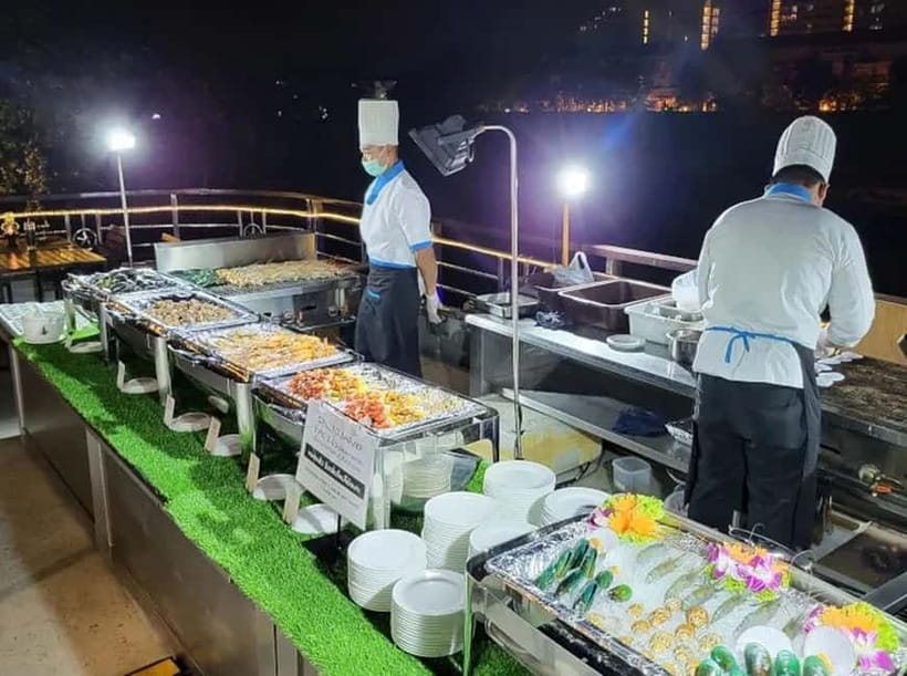 Bangkok: White Orchid Chao Phraya Cruise Free Flow Beer - Is $38 a fair price?