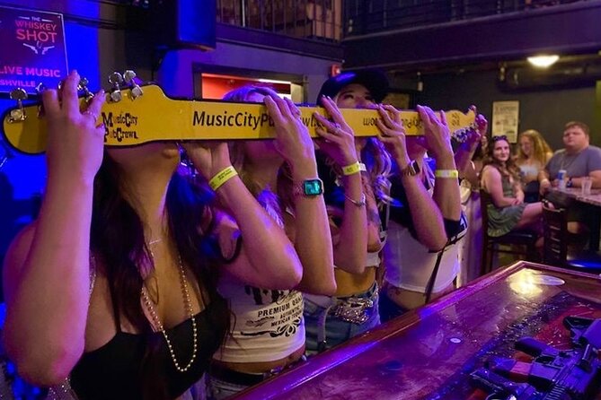 Bar Crawl Benidorm: 4 Venues 1 Night Including Karaoke & Drinks - What $21.72 really buys you