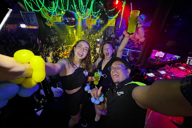 Bar Crawl Madness Tour in Cancun - Wednesday at Mandala Beach