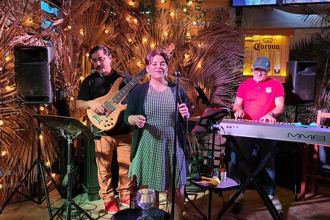 Bar Hopping Tour in Merida - The third stop and La Negrita Cantina