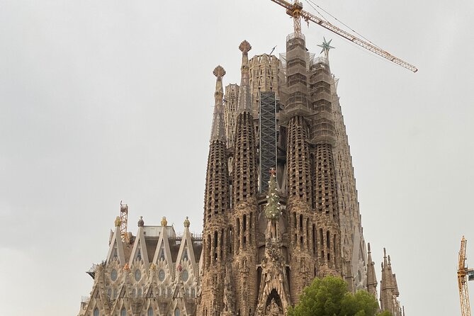 Barcelona: Bar Crawl at Gaixample - Walking Around Passeig de Gracia