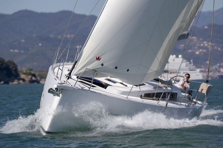 Barcelona: Midday or Sunset Sailing with Open Bar and Snacks - Leaving Barcelona from Marina Port Vell