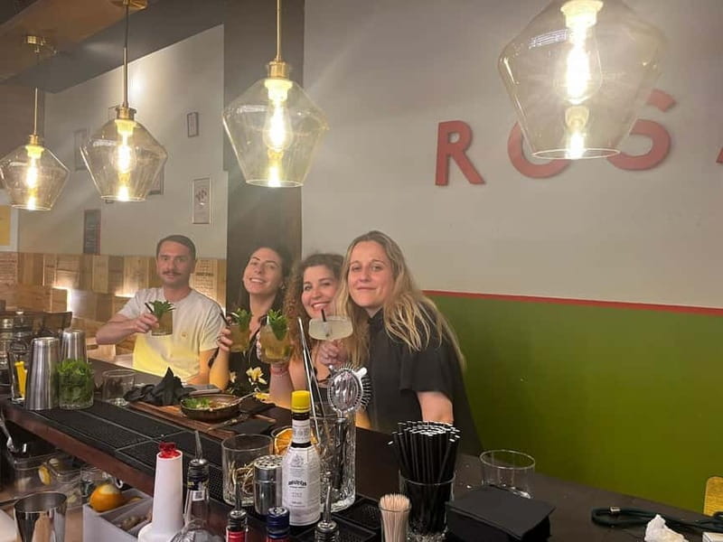 Barcelona: Mixology class: create a cocktail that reflects your personality! - What the $59 price includes