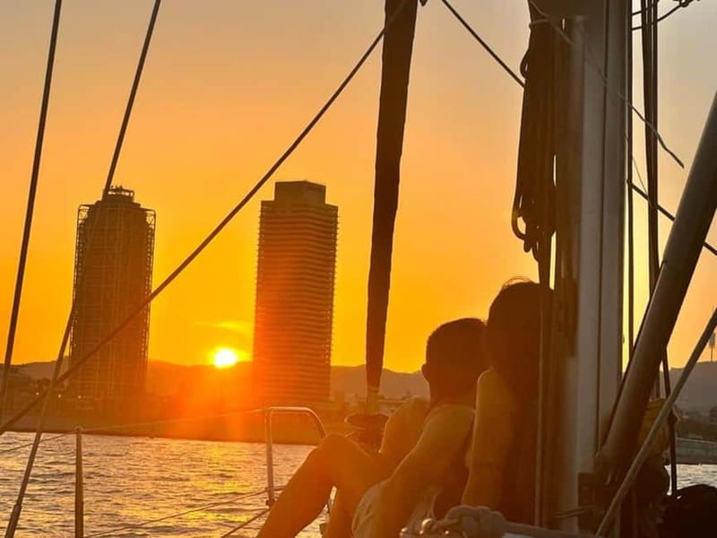 Barcelona: Premium Shared Sunset Cruise (Drinks & Snacks) - Drinks, snacks, and the onboard mood
