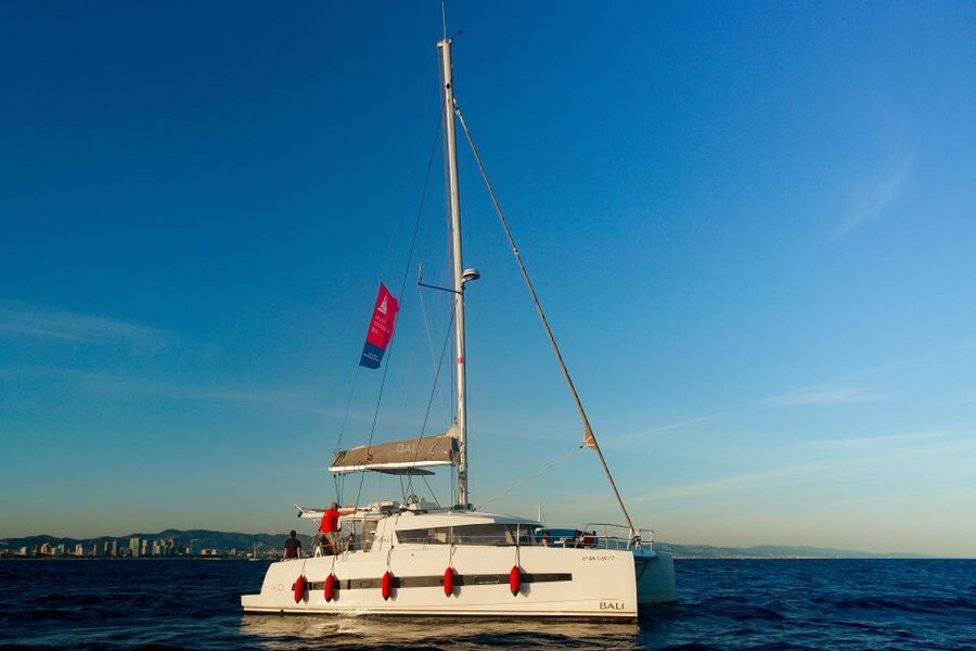 Barcelona: Private Catamaran Sailing with Drinks and Snacks - Key points to know before booking