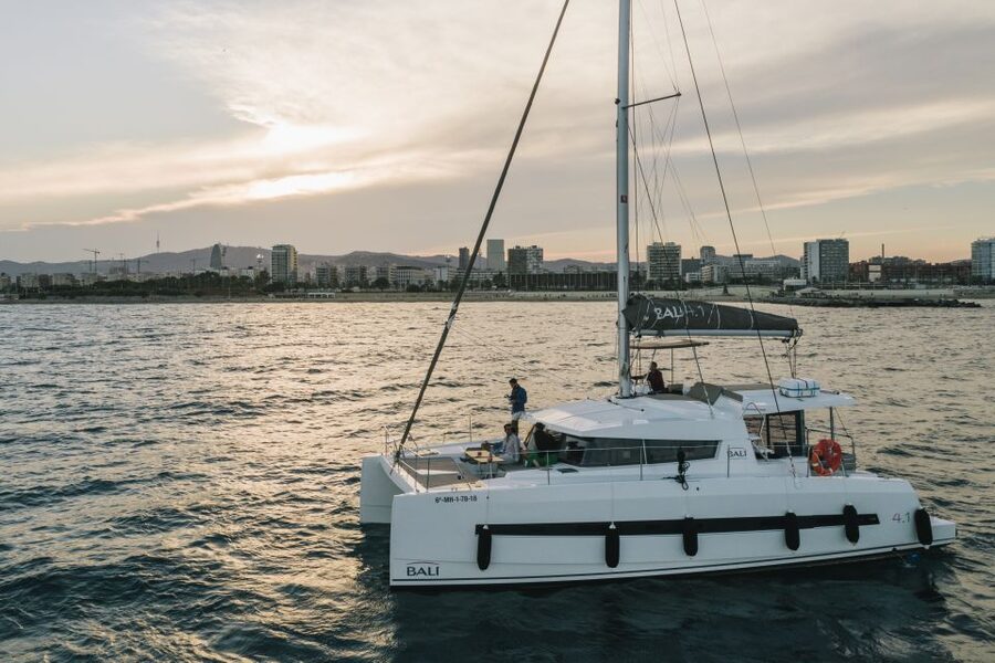 Barcelona: Private Catamaran Sailing with Drinks and Snacks - Two hours of Barcelona views from the sea