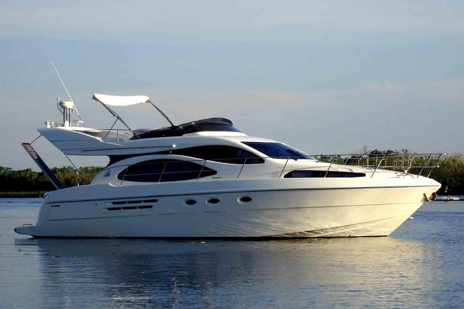 Barcelona Private Luxury Motor Yacht Sunset Cruise with Drinks - Drinks, snacks, music, and the sunset show