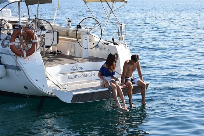 Barcelona: Private Sailing cruise with drinks & snacks - Practical details at the marina