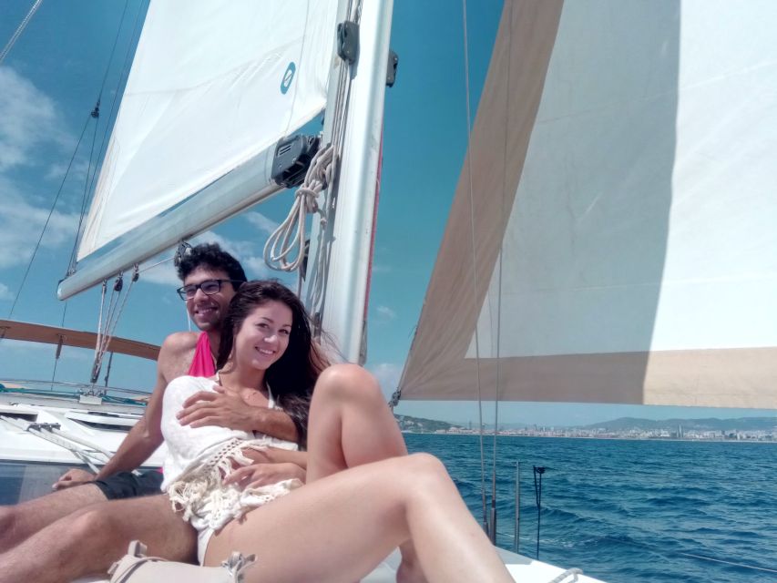 Barcelona: Private Sailing Trip with Drinks & Snacks (max 9) - Getting to Port Olímpic without a taxi headache