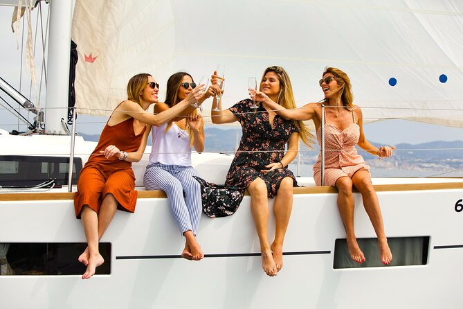 Barcelona Private Sailing with Open Bar & Snacks (max 9) - Why sail Barcelona instead of staying on land
