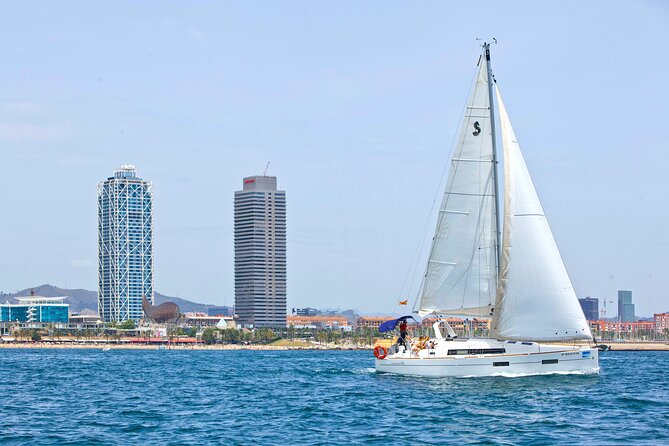 Barcelona Private Sailing with Open Bar & Snacks (max 9) - Choosing between two, three, and four hours