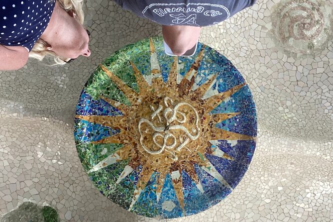 Barcelona Sagrada Familia and Guell Park drink and tapa - Timing, crowds, and the best departure