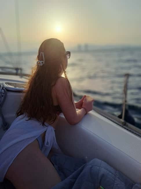 Barcelona: Sailing Tour with Drinks and Snacks - Drinks, snacks, and music