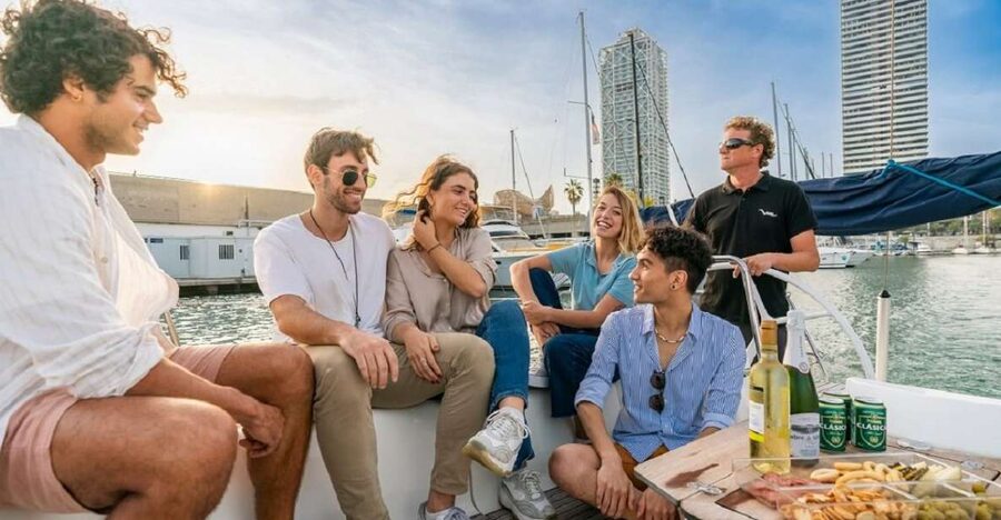 Barcelona: Sailing tour with open bar and aperitive - Is $47 a fair price?