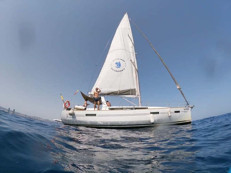 Barcelona: Sailing Tour with Tapas, Drinks and Swim Stop - How the boat ride feels