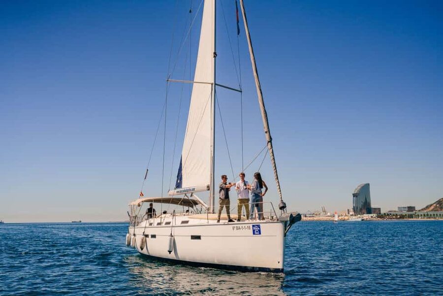 Barcelona: Shared Sailing cruise with Drinks & Snacks - A skipper-led sail, with mixed service