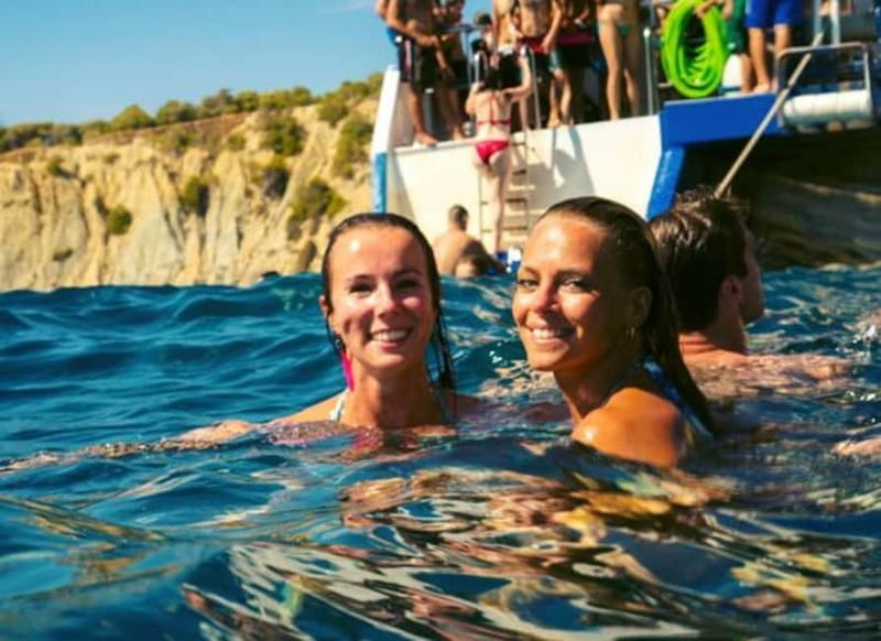 Barcelona: Snack, Swim & Party Boat - Key points to know before booking
