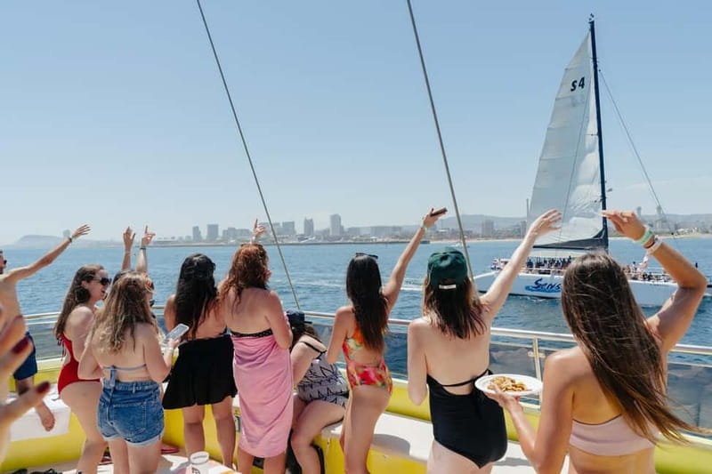 Barcelona: Snack, Swim & Party Boat - What the reviews reveal about the strongest features