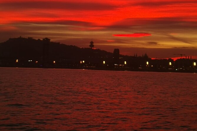 Barcelona Sunset Private Sailing & Live Spanish Guitar & open Bar - Is $600.76 a fair price?