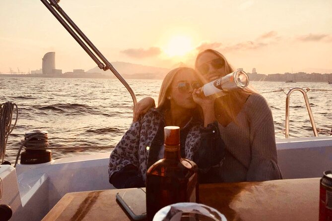 Barcelona Sunset Private Sailing with Live Saxophone and Open bar - Who Will Enjoy This Barcelona Sailing Trip