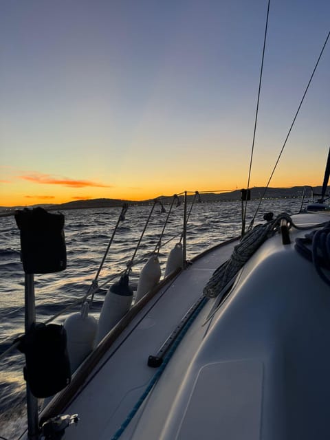 Barcelona: Sunset Sailboat Cruise with Drinks and Snacks - Key points to know before you book