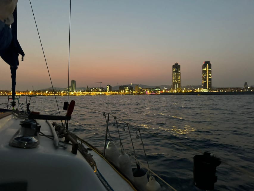 Barcelona: Sunset Sailboat Cruise with Drinks and Snacks - The route from Mooring 901 to the open view