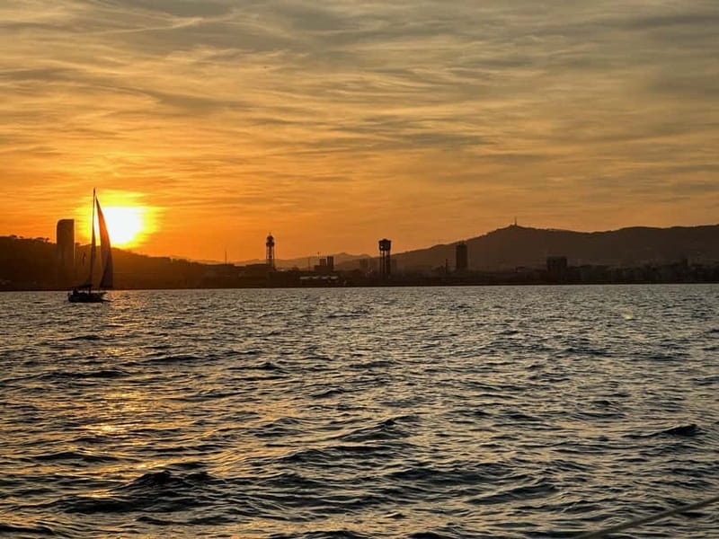 Barcelona: Sunset Sailboat Cruise with Open Bar and Snacks - Practical details that affect your evening