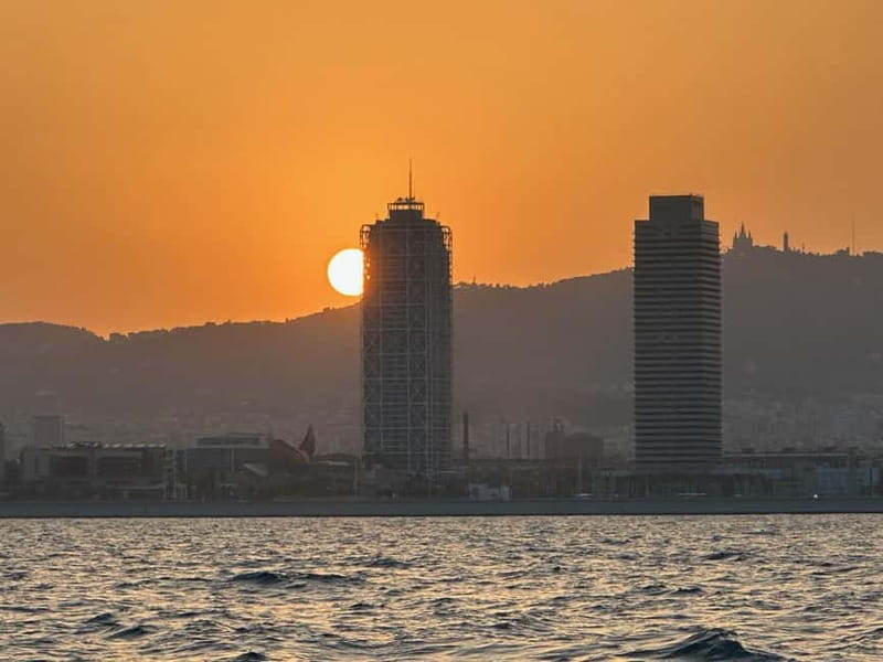 Barcelona: Sunset Sailboat Cruise with Open Bar and Snacks - Returning to Olympic Port after sunset