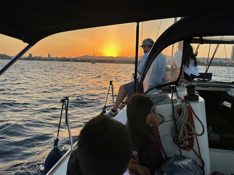 Barcelona: Sunset Sailboat Cruise with Open Bar and Snacks - The captains make the difference